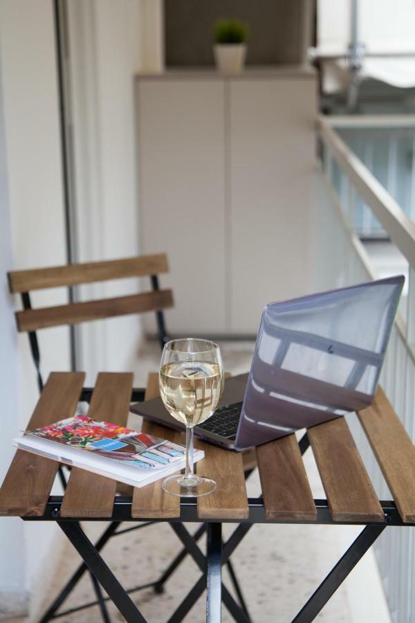 Walk To Markets From A Cozy Studio By Cielo Homes Atenas Exterior foto
